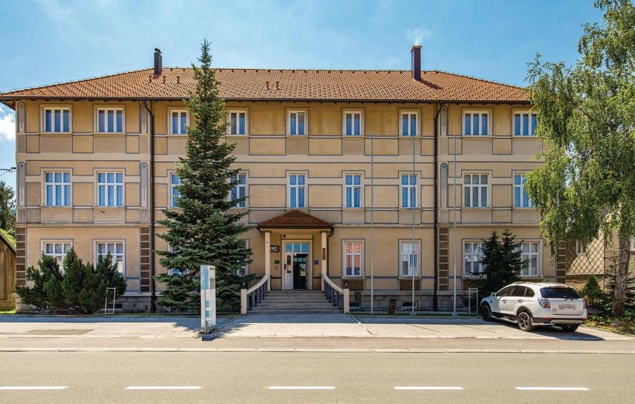 Apartments And Rooms Kod Eli ラブナ・ゴラ エクステリア 写真
